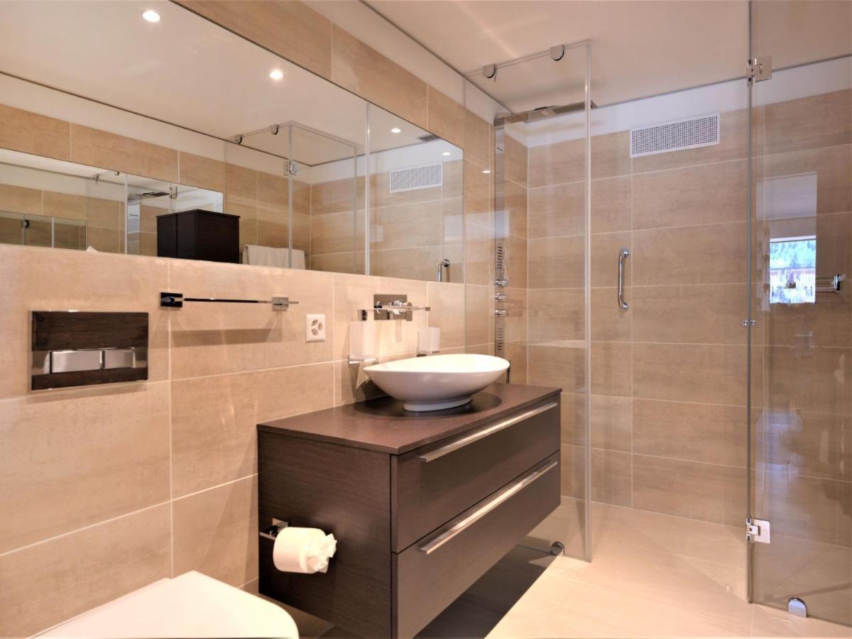 Apartment Chesa Piz Mezdi - St- Moritz By Interhome St. Moritz Exterior foto